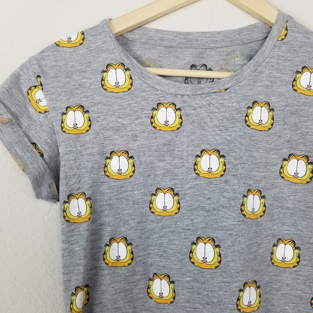 Garfield gray graphic tee size XS